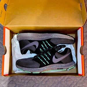 Nike Run Swift SE - 7.5